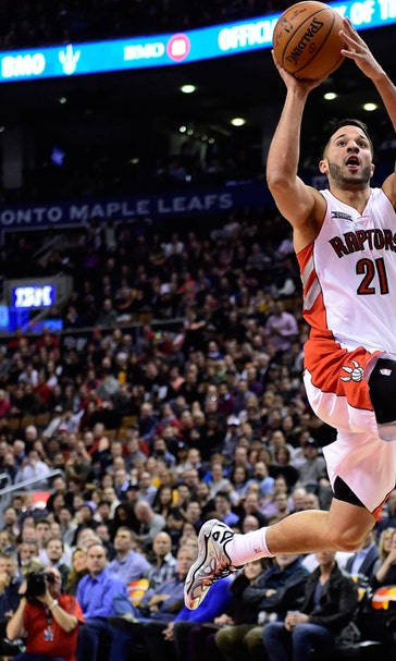 Raptors rout Bucks, 124-83